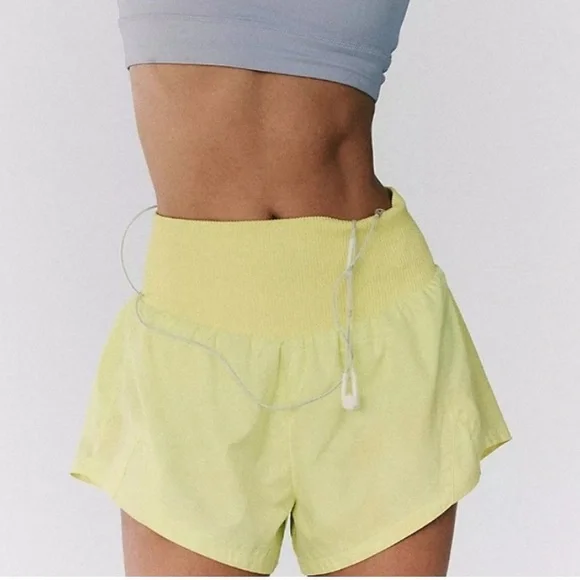 FP Movement Women's Carpe Diem Shorts NWT - Picture 3 of 8